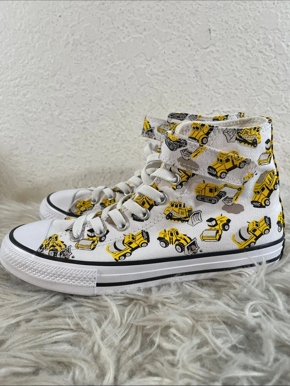 Converse Chuck Taylor All Star EasyOn High PS 'Construction Truck' Size 3 NEW